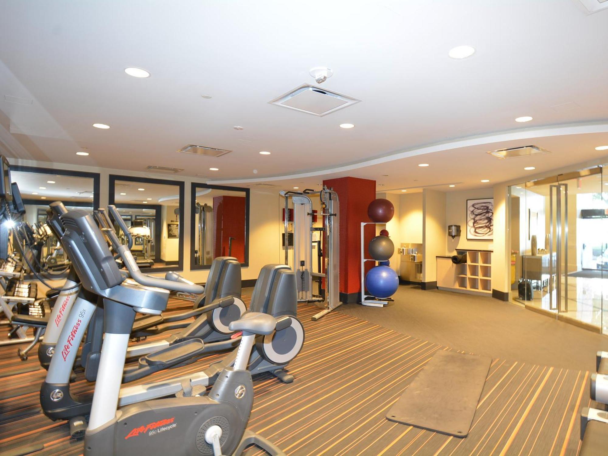 Executive Suite At Crystal City - 1Br, Metro, Gym, Pool, Sauna, 2 Queen Beds Arlington Luaran gambar